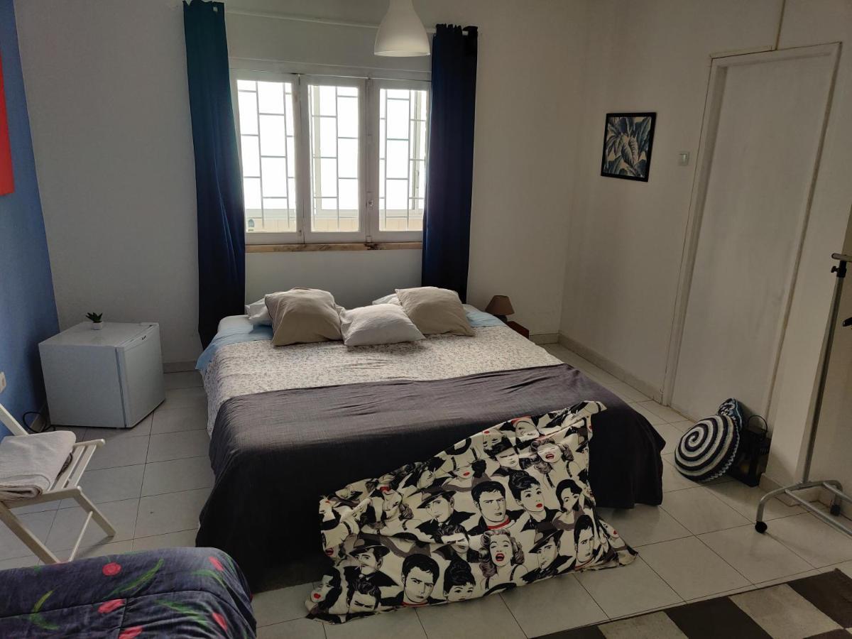 Vasco Santana Guesthouse Odivelas  Ngoại thất bức ảnh