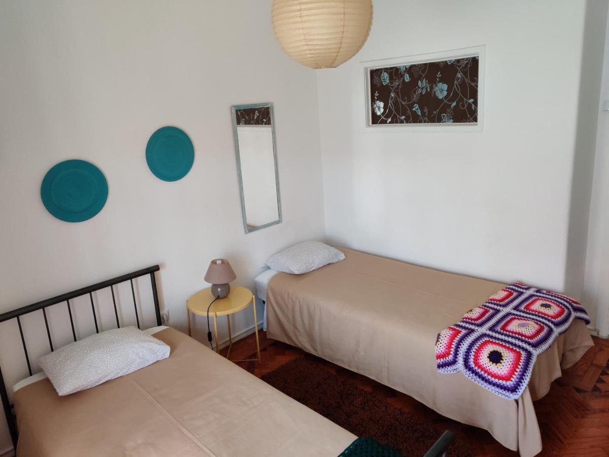 Vasco Santana Guesthouse Odivelas  Ngoại thất bức ảnh