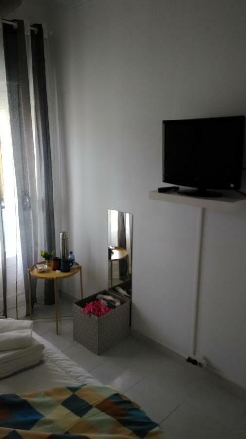 Vasco Santana Guesthouse Odivelas  Ngoại thất bức ảnh