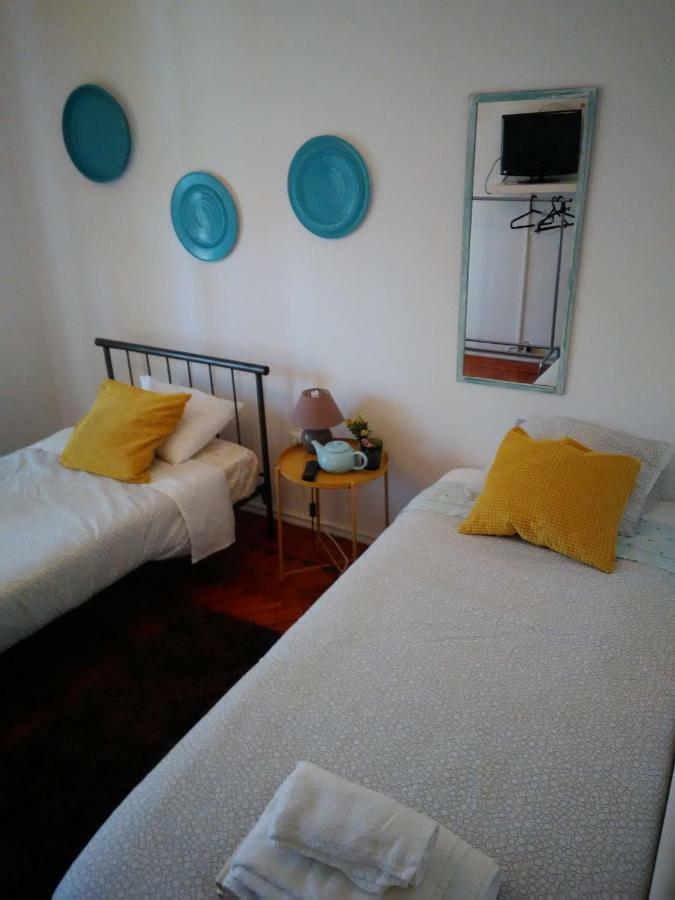 Vasco Santana Guesthouse Odivelas  Ngoại thất bức ảnh