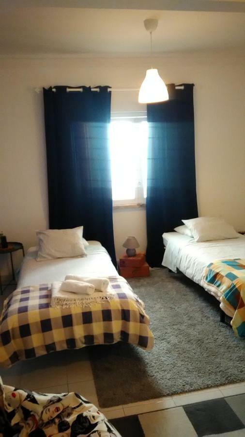 Vasco Santana Guesthouse Odivelas  Ngoại thất bức ảnh